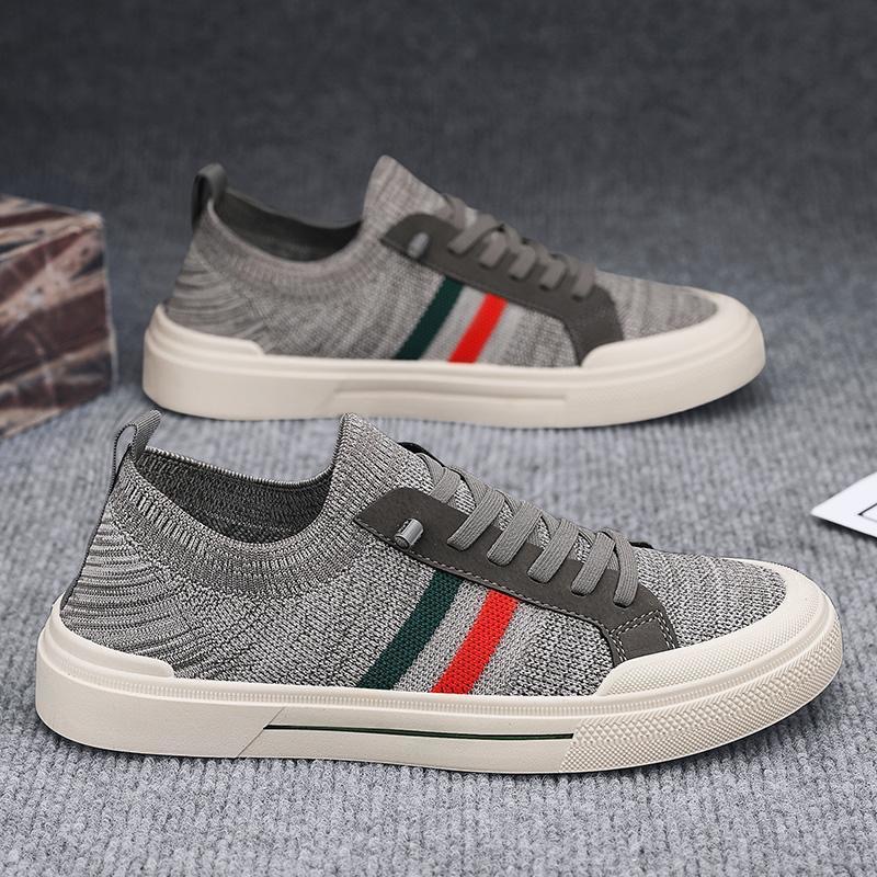 Yazlık Erkek AyakkabılarıYeni  - Sneaker Career incelemesi ve fiyatı